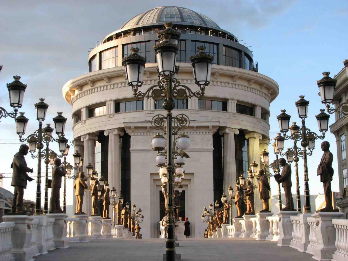 Hotel Square Skopje Exterior foto